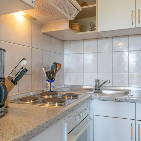 Apartment Gemuetliche Mit Balkon Und Badewanne In